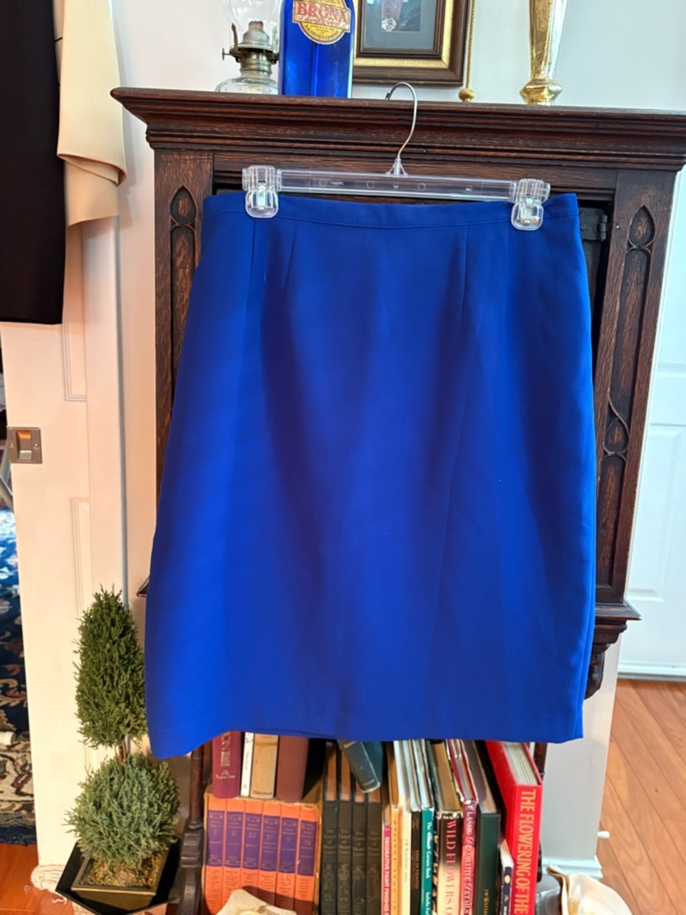 Kasper: 16, Royal Blue Women's Two-Piece Suit Jacket & Pencil Skirt - Picture 5 of 5